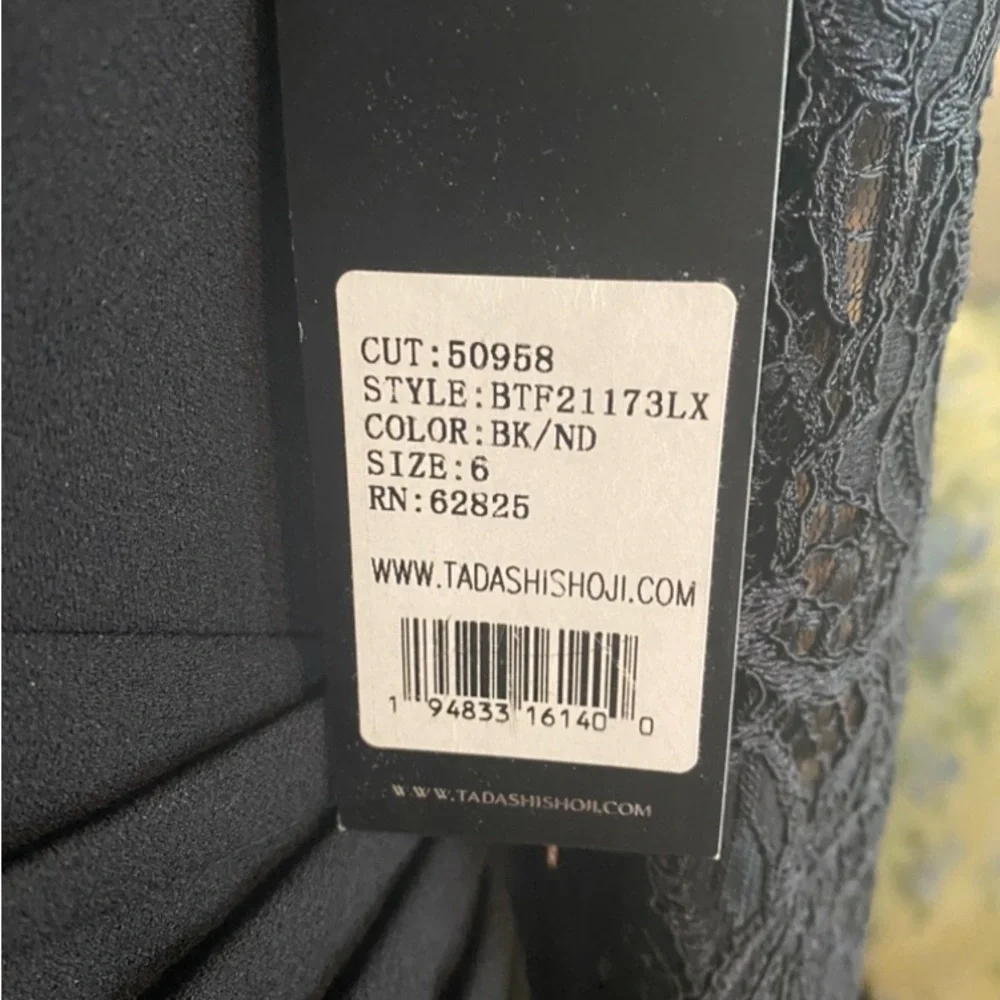 Tadashi Shoji Evening Gown - Picture 4 of 6